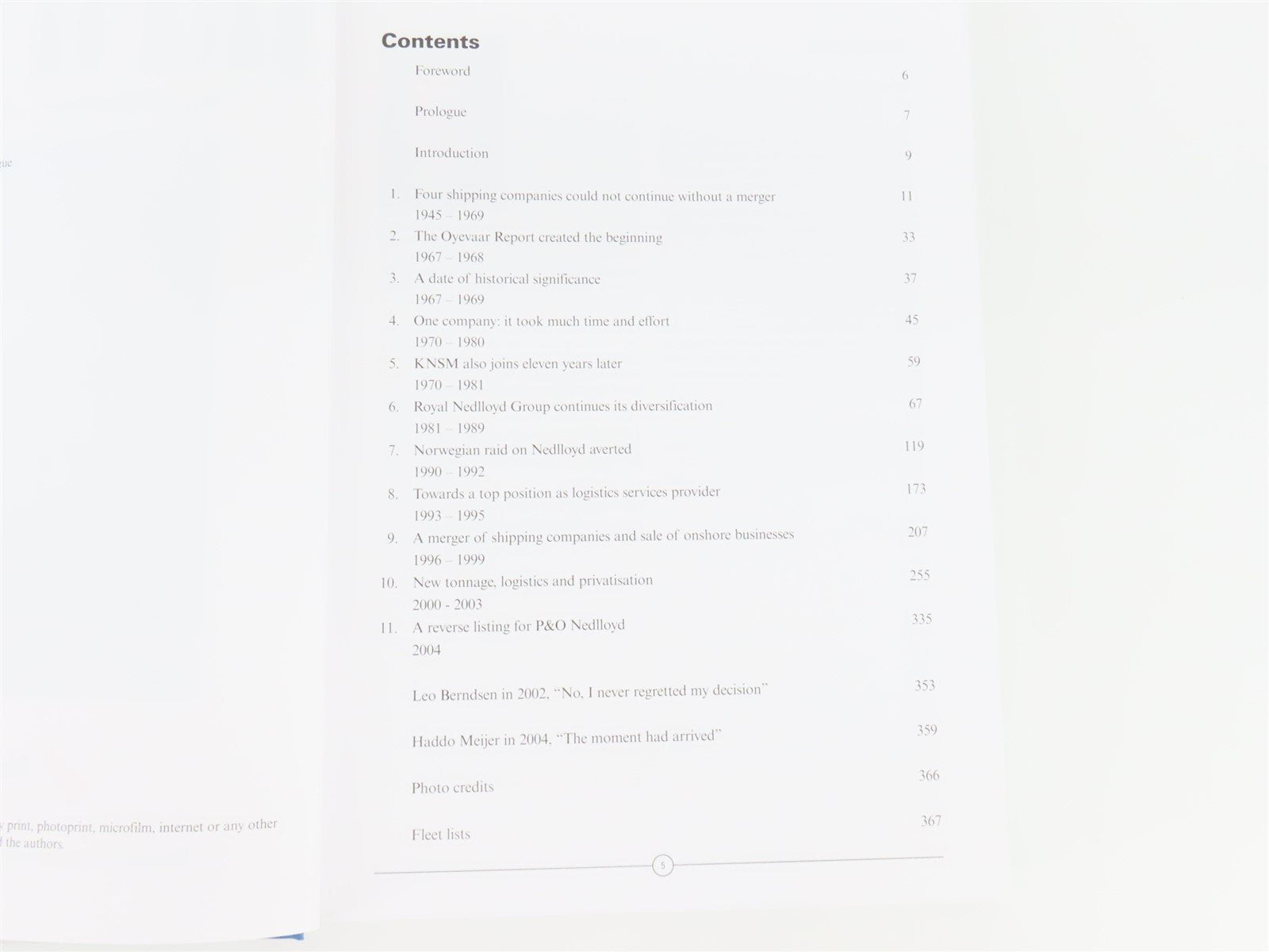 Back On Course: Royal Nedlloyd - Three Decades by Oosterwijk & Regt ©2004 HC