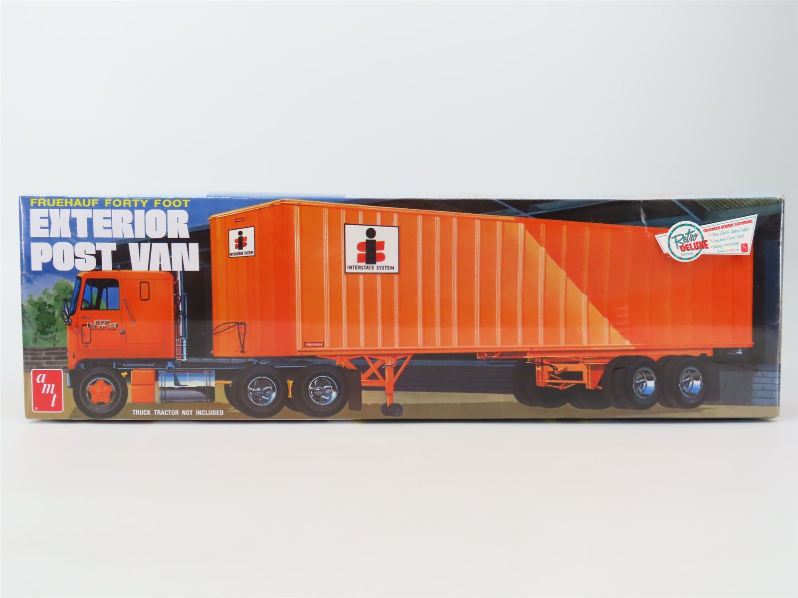 1:25 Scale AMT AMT711/6 Exterior Post Van 40ft Trailer Kit SEALED