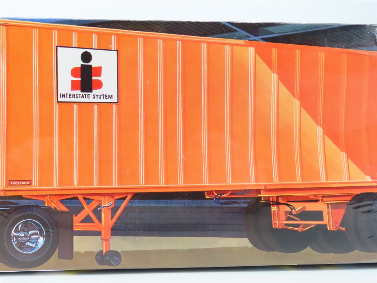 1:25 Scale AMT AMT711/6 Exterior Post Van 40ft Trailer Kit SEALED