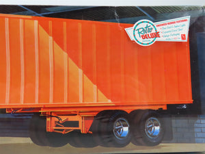 1:25 Scale AMT AMT711/6 Exterior Post Van 40ft Trailer Kit SEALED