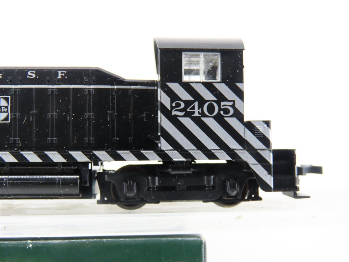 HO Scale KATO 37-1008 ATSF Santa Fe NW2 Diesel Locomotive #2405