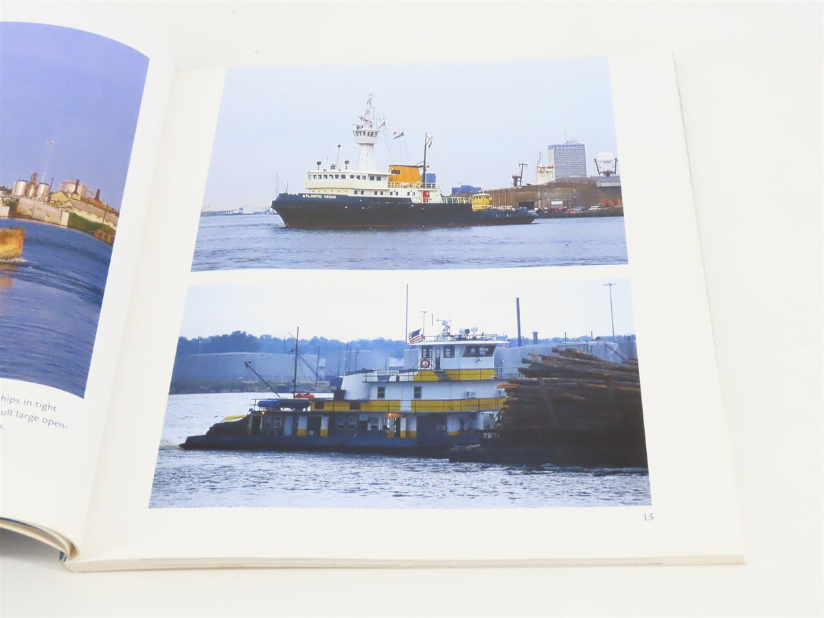 Enthusiast Color Series: Tugboats by William Burt ©2000 SC Book