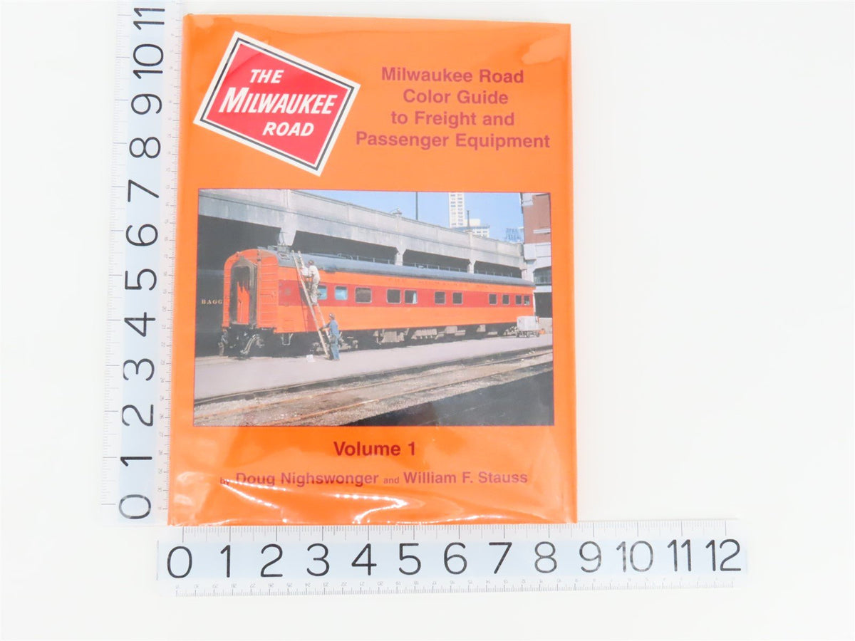 Morning Sun: Milwaukee Road Color Guide Volume 1 by Nighswonger &amp; Stauss ©1999