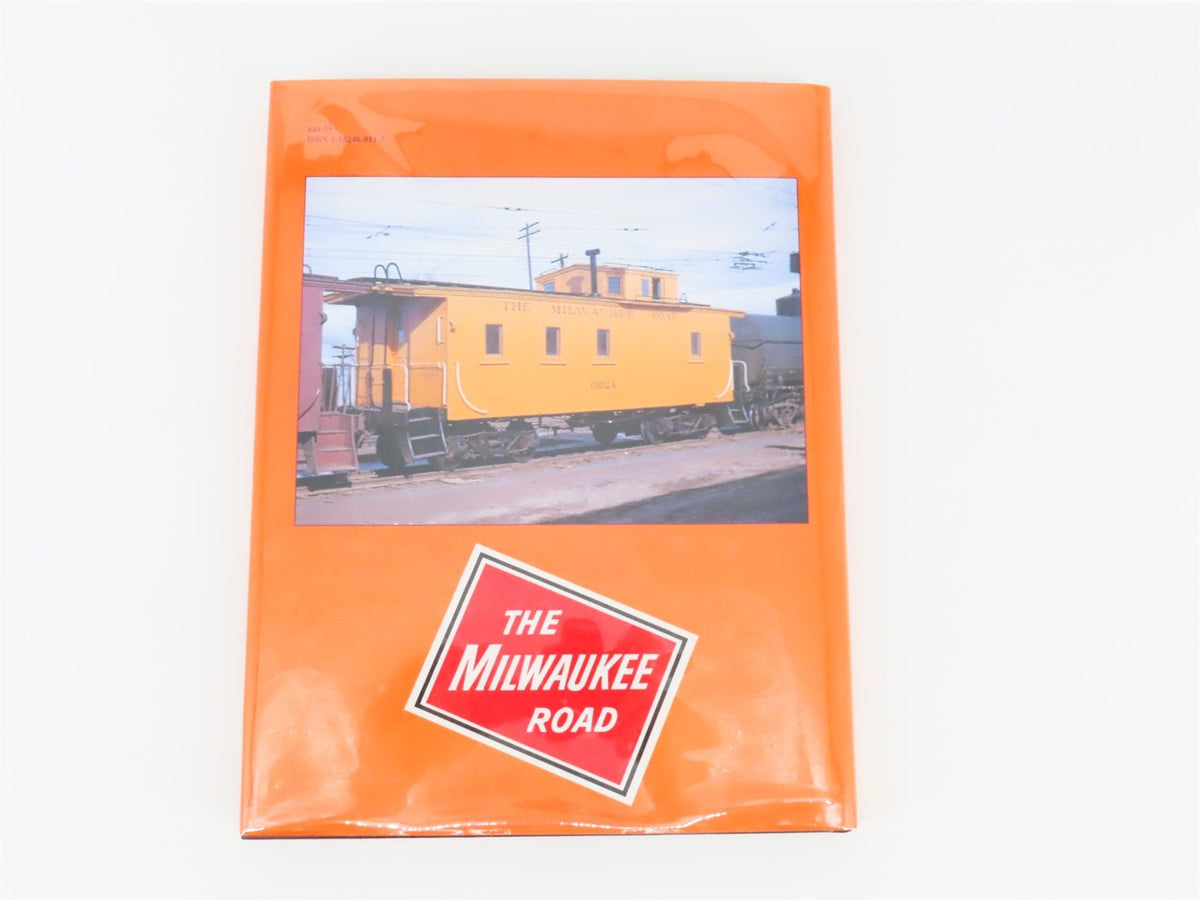 Morning Sun: Milwaukee Road Color Guide Volume 1 by Nighswonger &amp; Stauss ©1999