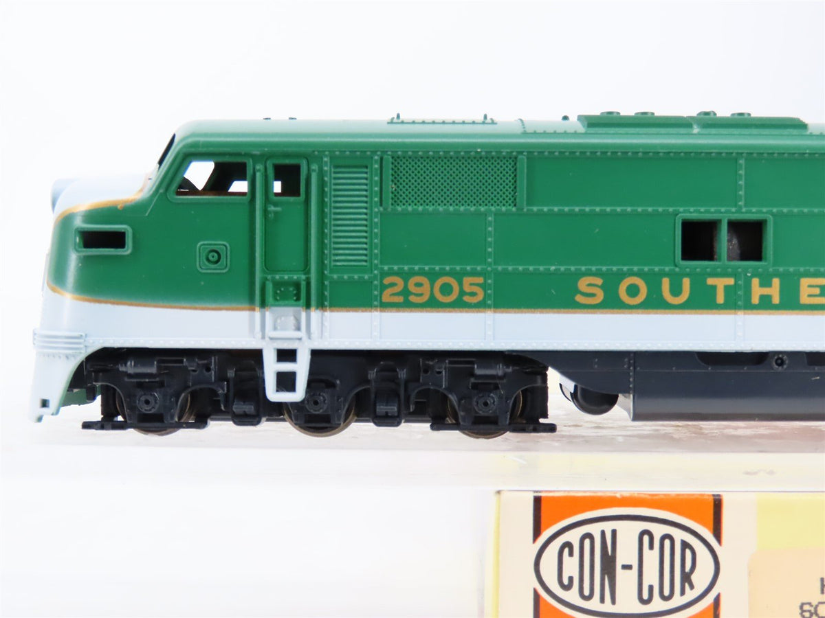 HO Scale Con-Cor 0015-002140 Southern E7A Diesel Locomotive #2905