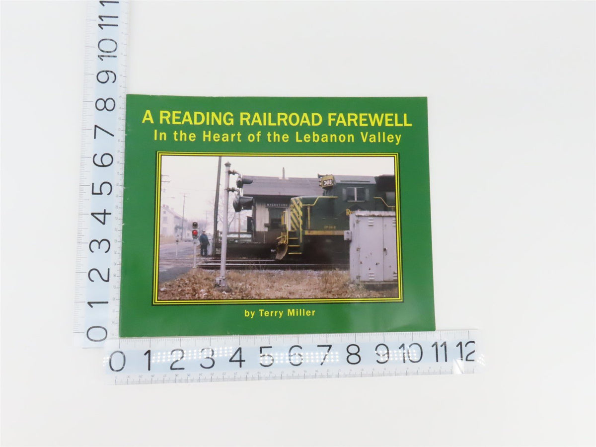 A Reading Railroad Farewell by Terry Miller ©2010 SC Book