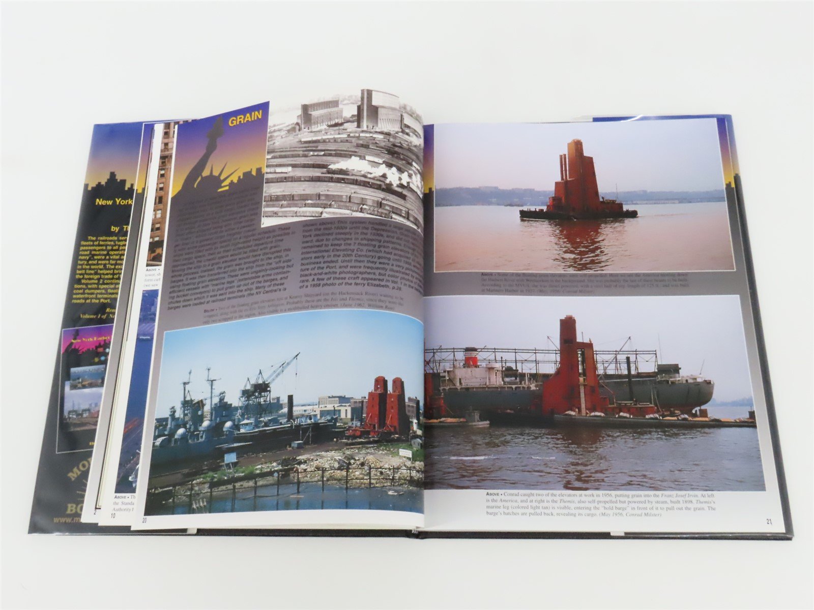 Morning Sun: New York Harbor Railroads Volume 2 by Thomas R. Flagg ©2002 HC Book