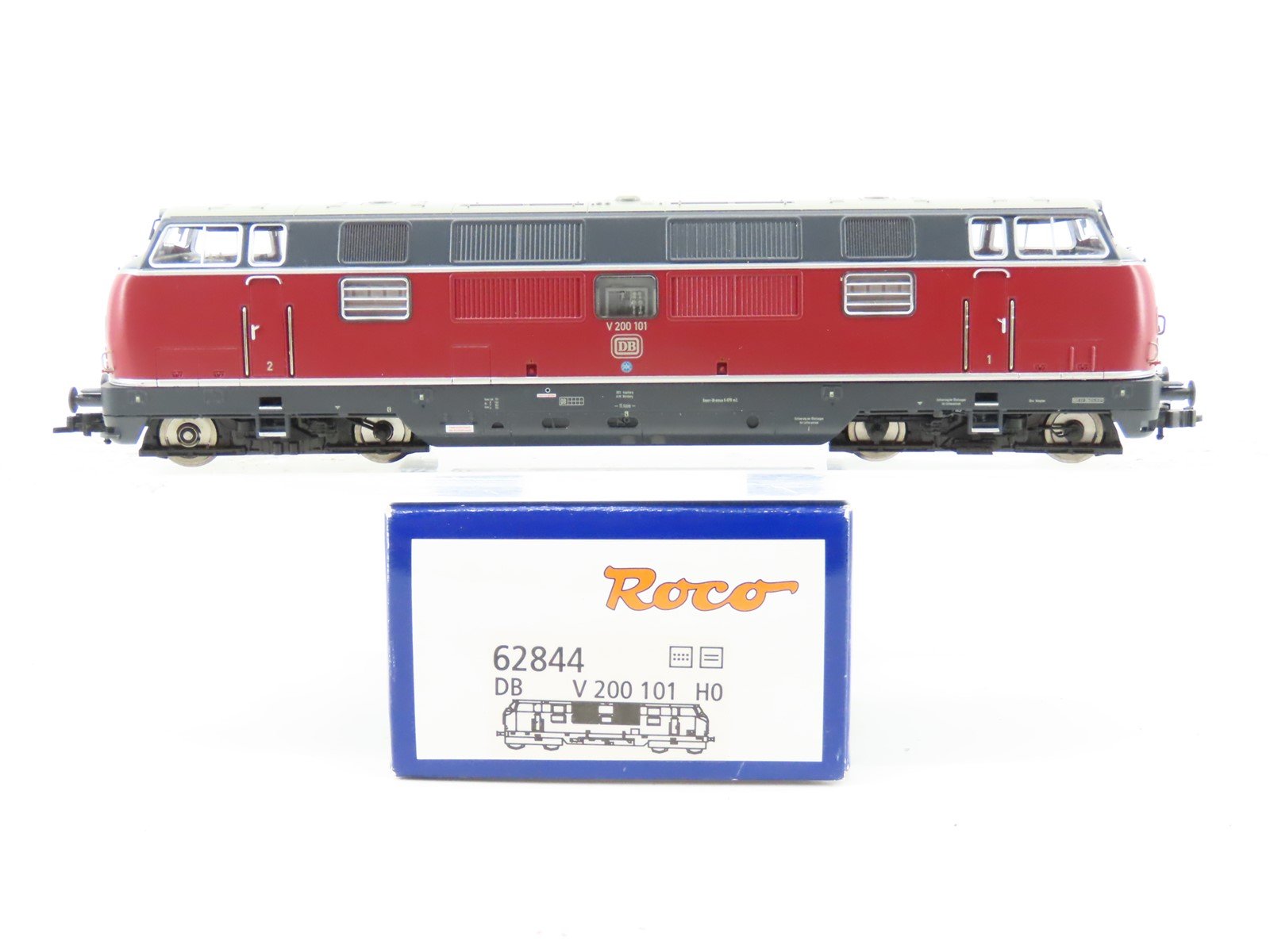 HO Scale Roco 62844 DB German V200 Diesel Locomotive #101 w/ DCC & Sound