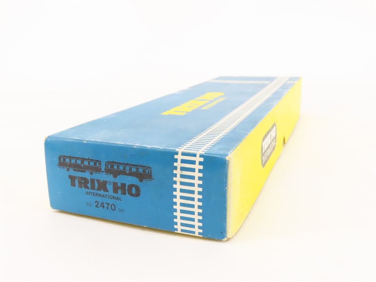 HO Scale Trix 2470 DB German VT 75 / VB 140 Diesel Rail Cars 2-Unit Set w/ DCC