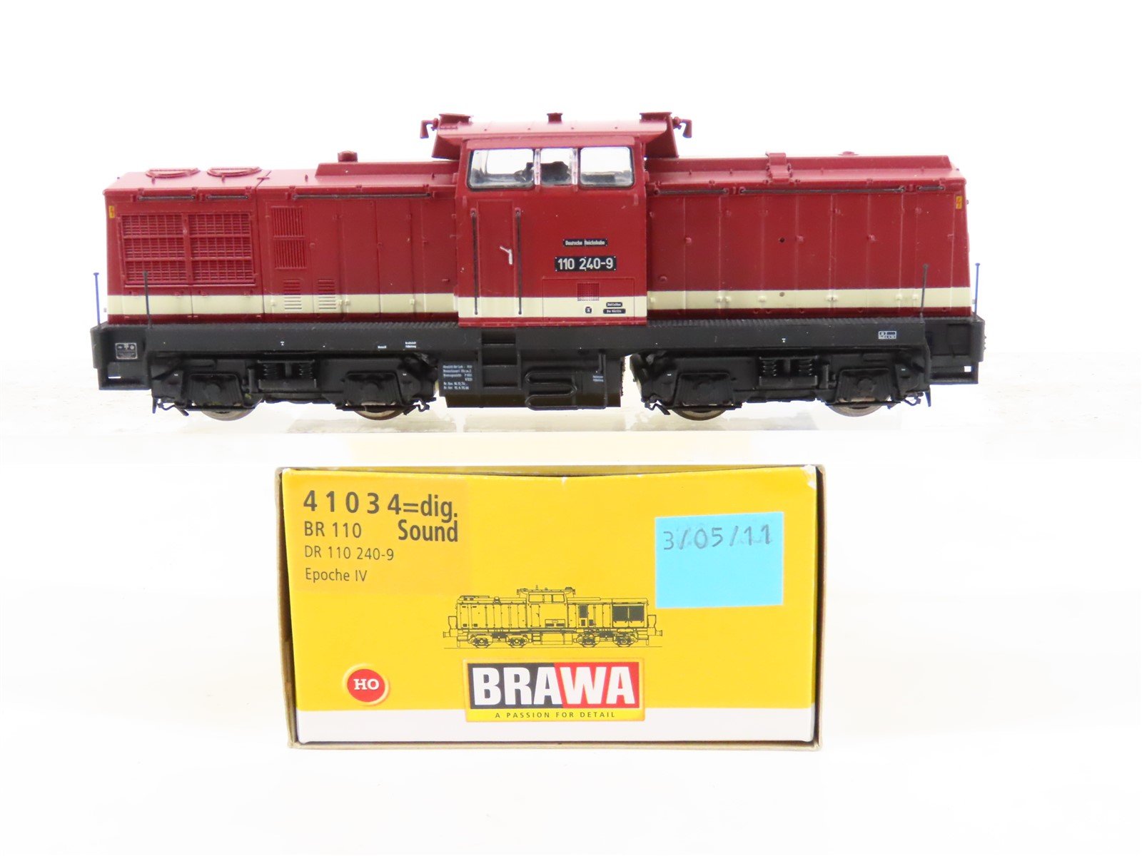 HO Scale BRAWA 41034 DR German Era IV BR 110 Diesel #240-9 w/ Sound - DCC ONLY