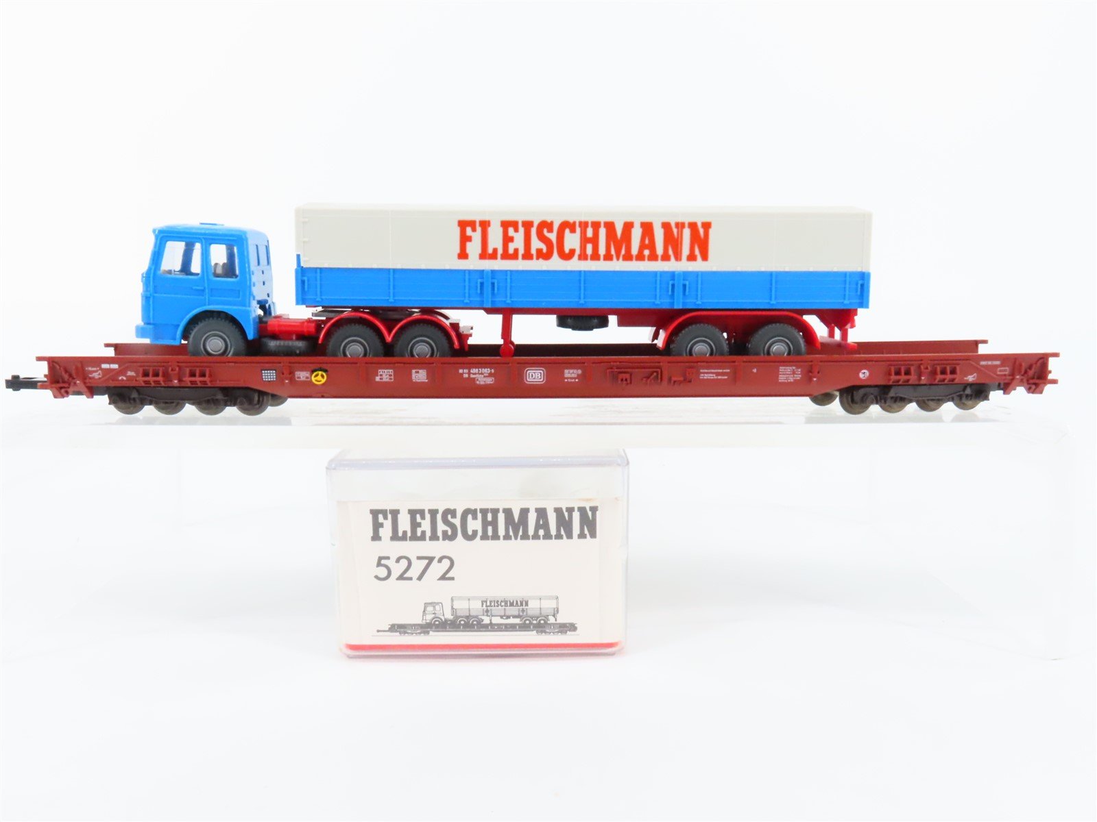 HO Scale Fleischmann 5272 DB Railway 8-Axle Flatcar #49830635 w/Truck Load