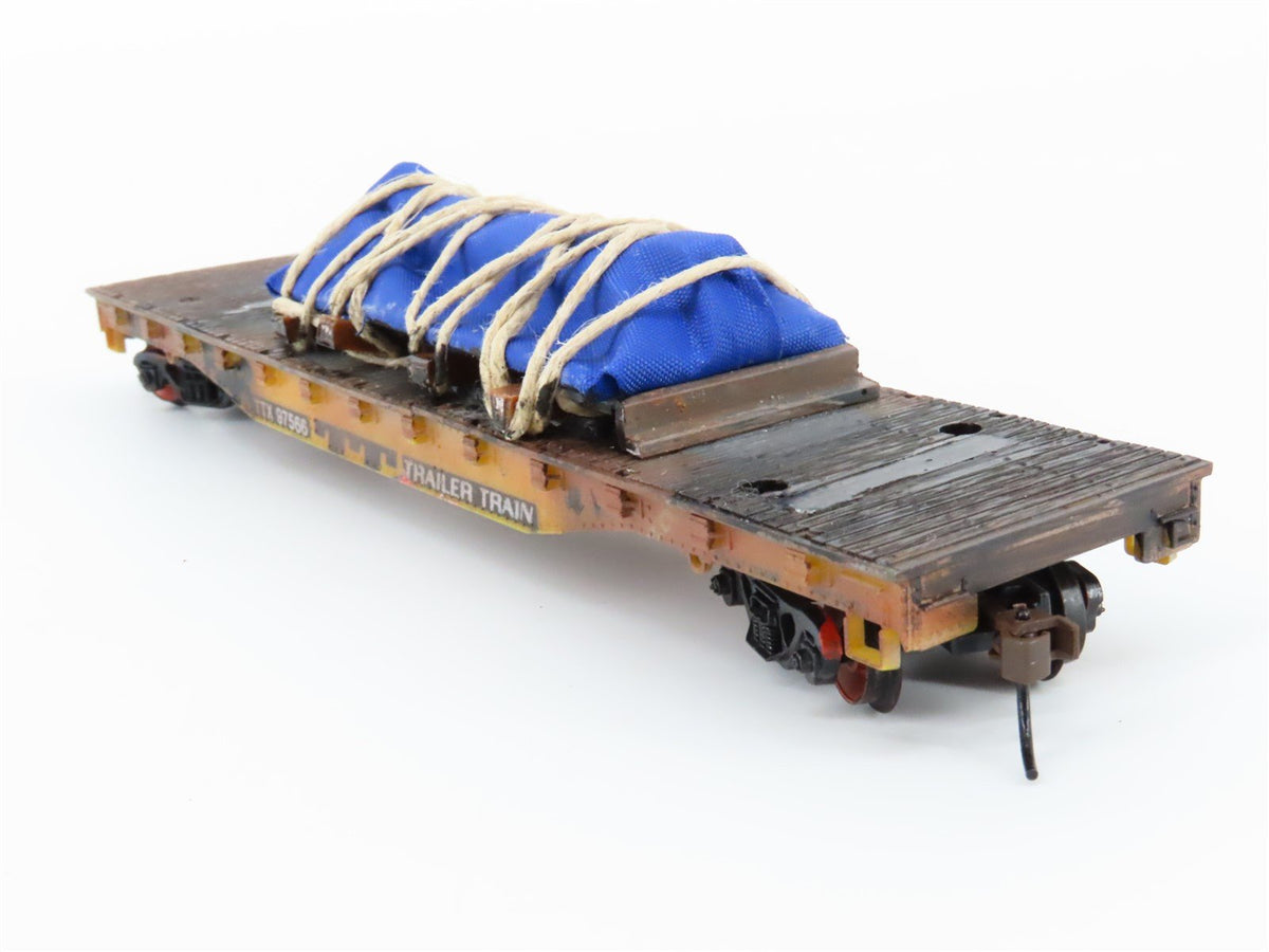 HO Scale TYCO MTTX Trailer Train 50&#39; Flat Car #97566 w/Custom Load &amp; Weathering