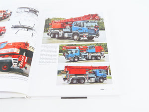 Moderne Liebherr Mobilkrane by Michael Schauer ©2012 HC Book