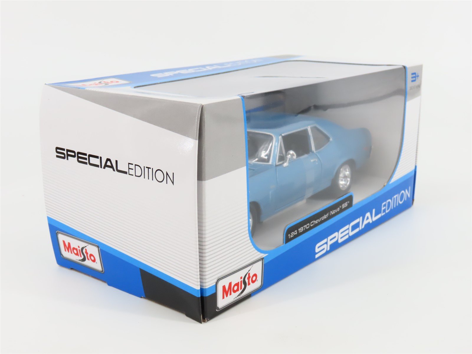 1:24 Scale Maisto 31262 Die-Cast 1970 Chevrolet Nova SS - Blue