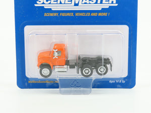 HO Scale Walthers 949-11183 International 4900 Dual-Axle Semi Tractor Orange