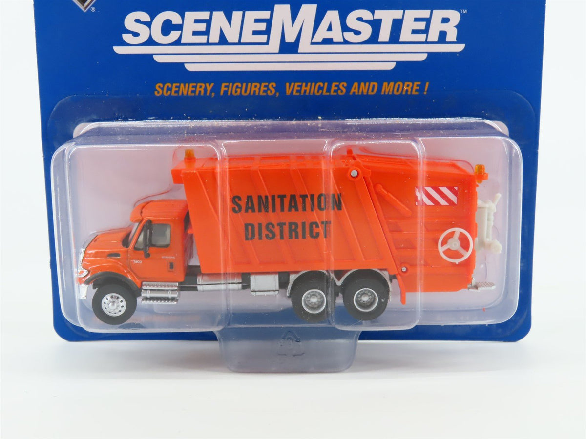 HO 1/87 Scale Walthers Scenemaster #949-11770 Inernational Garbage Truck Orange