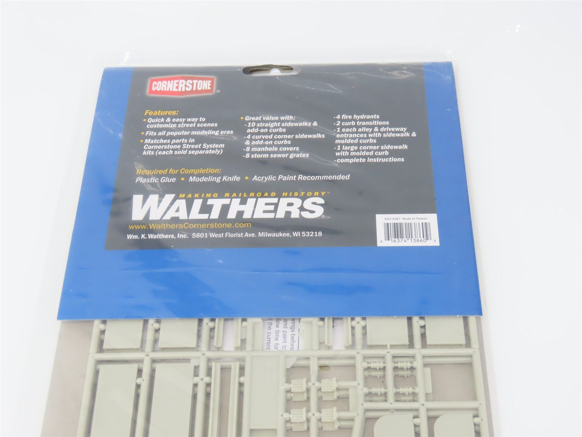 HO 1/87 Scale Walthers 933-3187 Concrete Curbs &amp; Sidewalks Kit