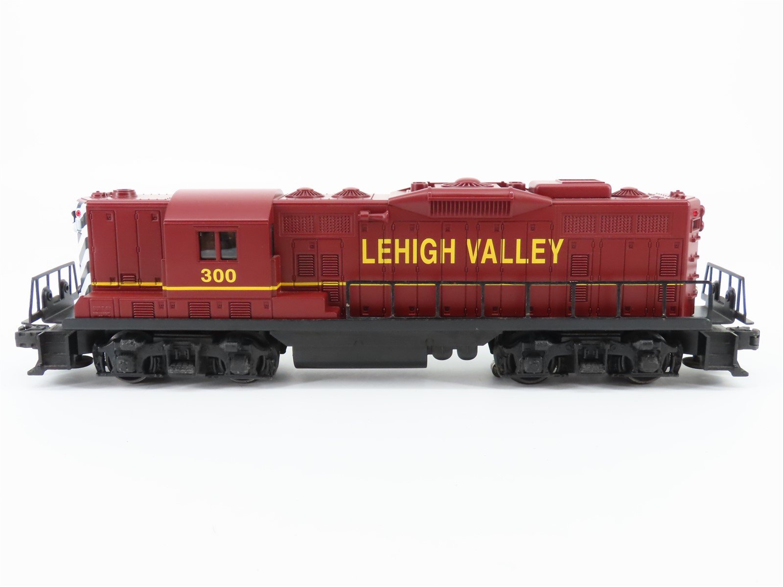 O Gauge 3-Rail Williams/Lionel LV Lehigh Valley EMD GP7 Diesel #300
