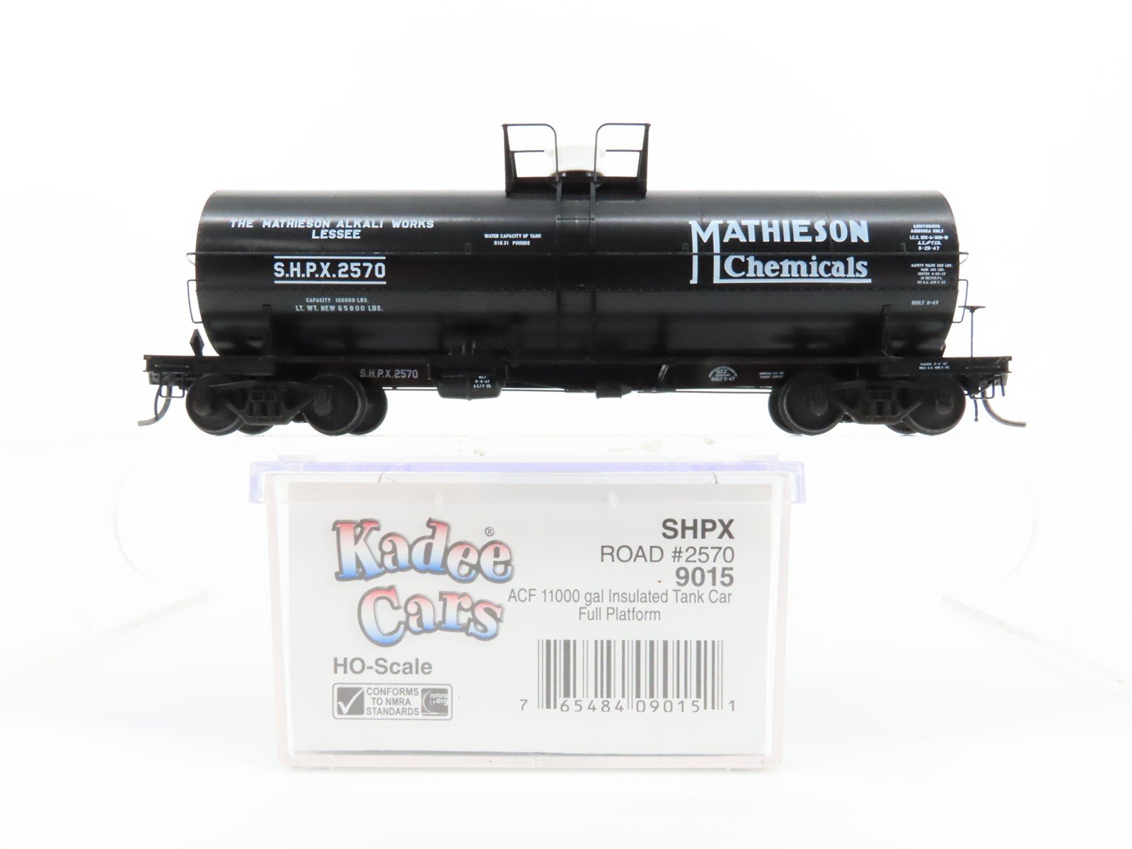 HO Scale Kadee Cars #9015 SHPX Mathieson Chemicals 11K Gallon Tank Car #2570