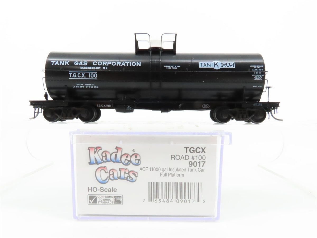 HO Scale Kadee Cars #9017 TGCX Tank Gas Corp. 11K Gallon Tank Car #100