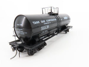 HO Scale Kadee Cars #9017 TGCX Tank Gas Corp. 11K Gallon Tank Car #100