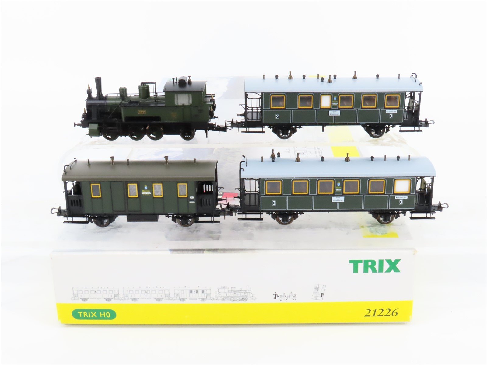HO Trix 21226 K.Bay.Sts.B. "Ludwig Thoma" 0-6-2T D XI Steam Passenger Train Set