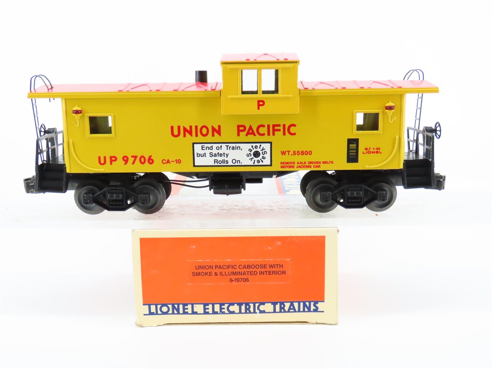 O Gauge 3-Rail Lionel 6-19706 UP "Safety" Extended Vision Caboose w/Smoke