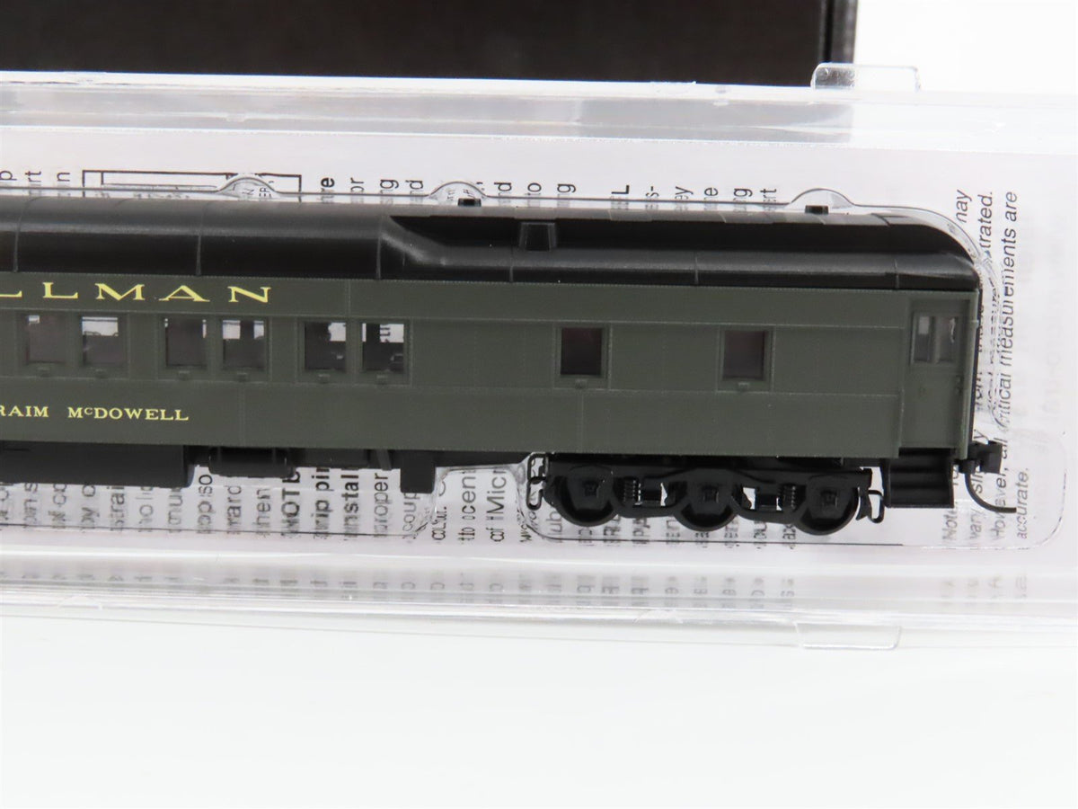 N Scale Micro-Trains MTL #98302231 CNW Chicago &amp; North Western Hospital Car 2-Pk