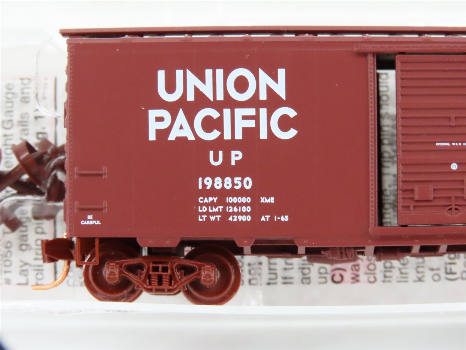 N Scale Micro-Trains MTL 02000710 UP Union Pacific 40' Box Car #198850