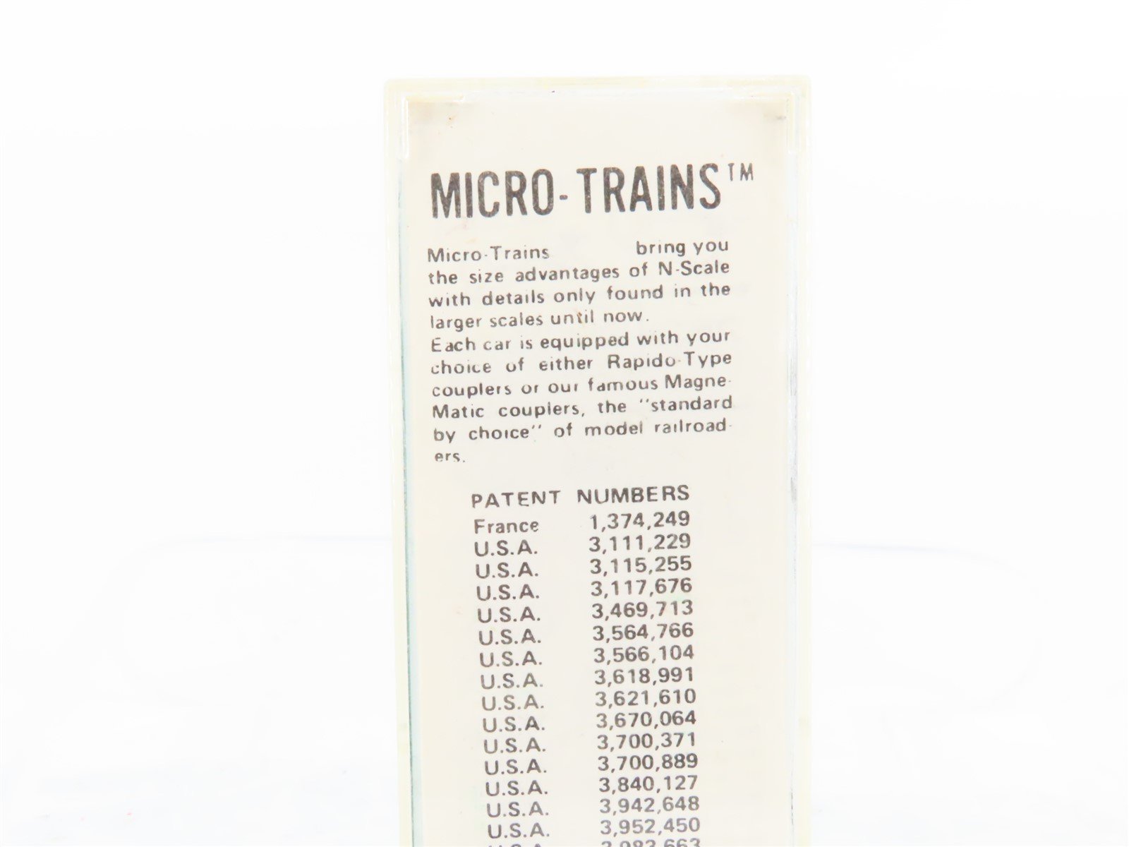 N Scale Kadee Micro-Trains MTL 24050 PC Penn Central 40' Box Car #103800