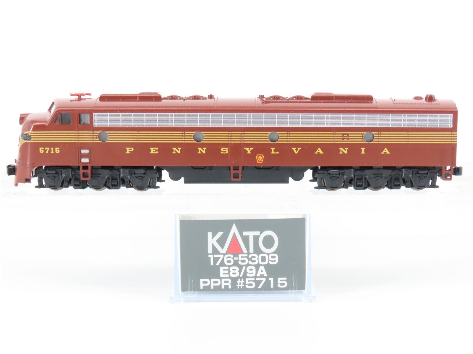 N Scale KATO 176-5309 PRR Pennsylvania E8/9A Diesel Locomotive #5715 DCC Ready
