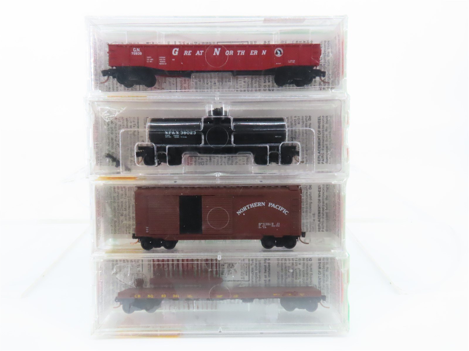 N Micro-Trains MTL #23252 CB&Q, GN, NP, SP&S "Fallen Flags" #5 BN Merger 4-Pack