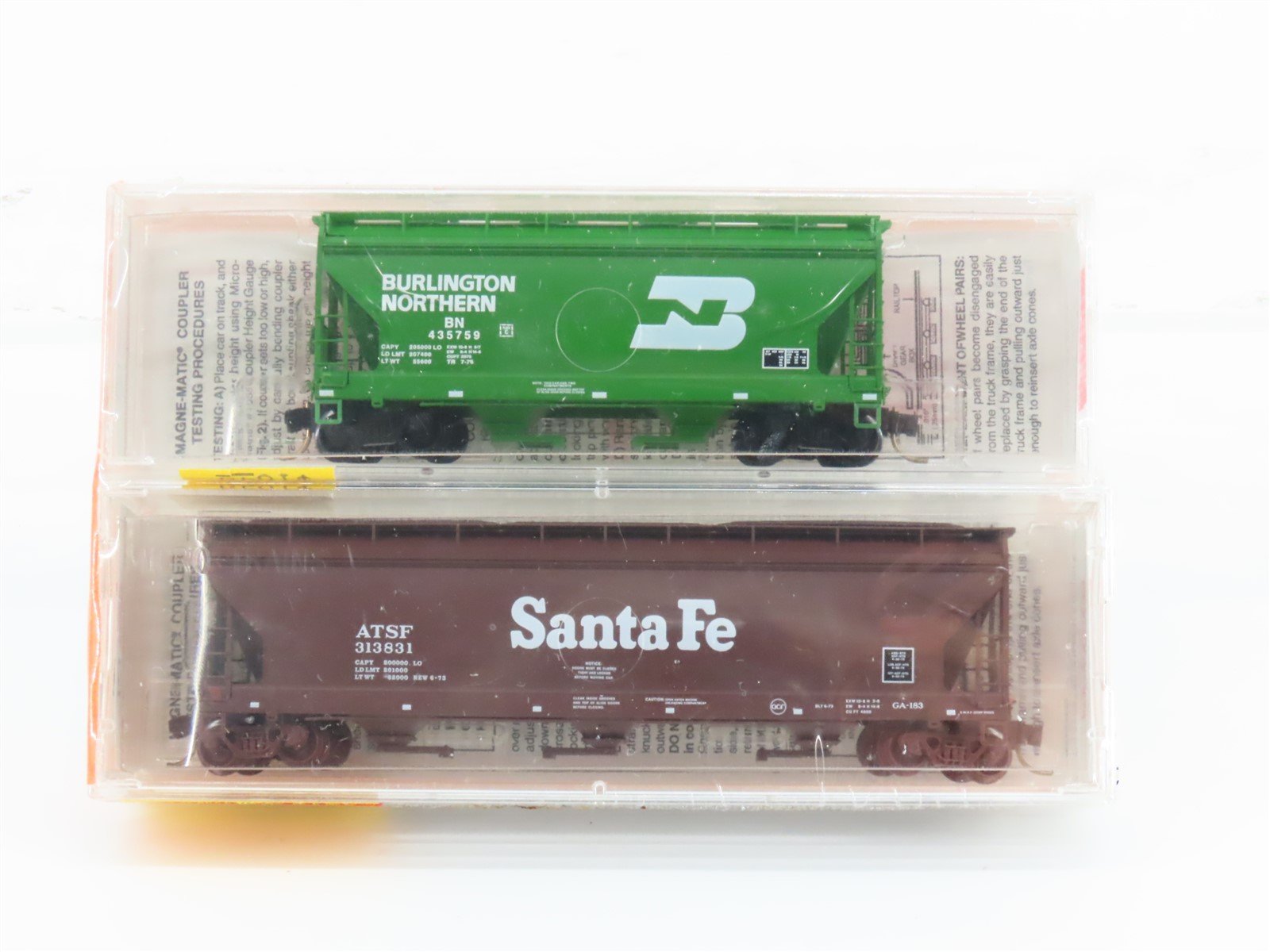N Scale Micro-Trains MTL #94102 BN/ATSF BNSF Merger 2-Bay & 3-Bay Hopper 2-Pack