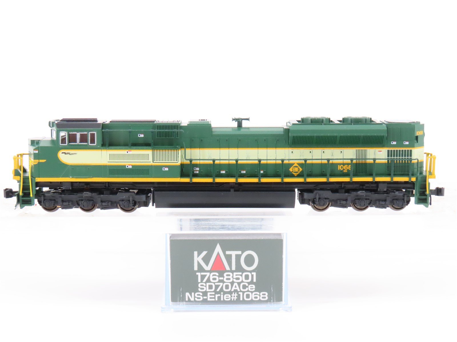 N Scale KATO 176-8501 NS Erie Heritage SD70ACe Diesel Locomotive #1068