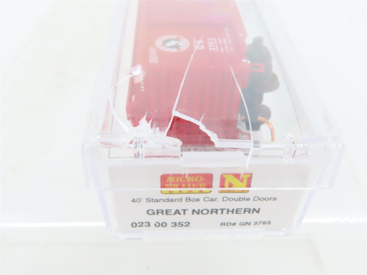 N Scale Micro-Trains MTL 02300352 GN Great Northern 40&#39; Double Door Box Car 3763