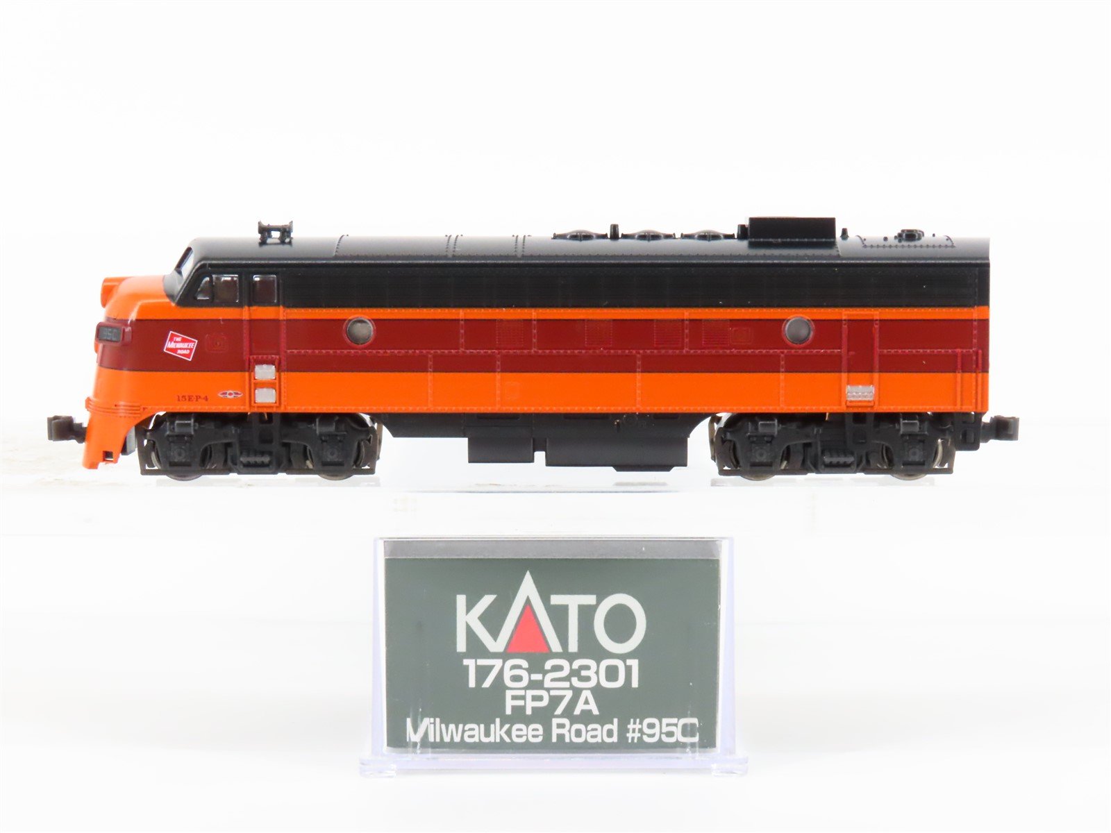 N Scale KATO 176-2301 MILW Milwaukee Road FP7A Diesel Locomotive #95C DCC Ready