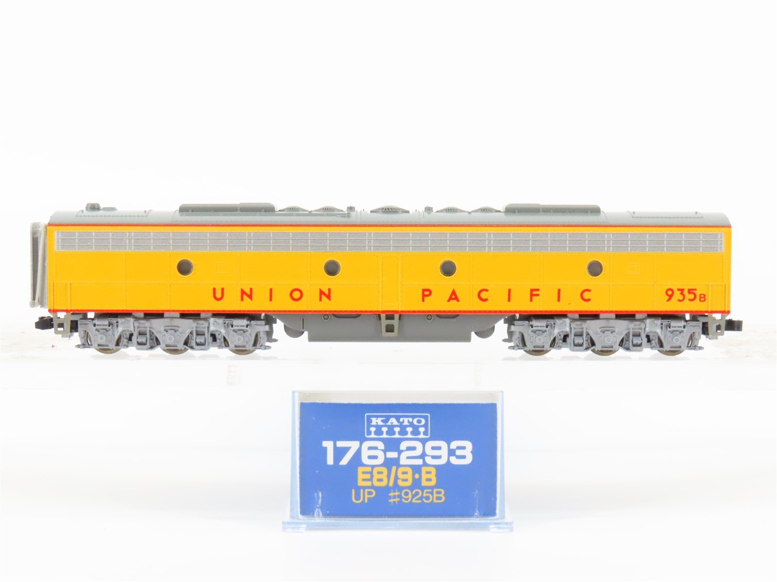 N Scale KATO 176-293 UP Union Pacific E8/9B Diesel Locomotive #925B - DCC Ready