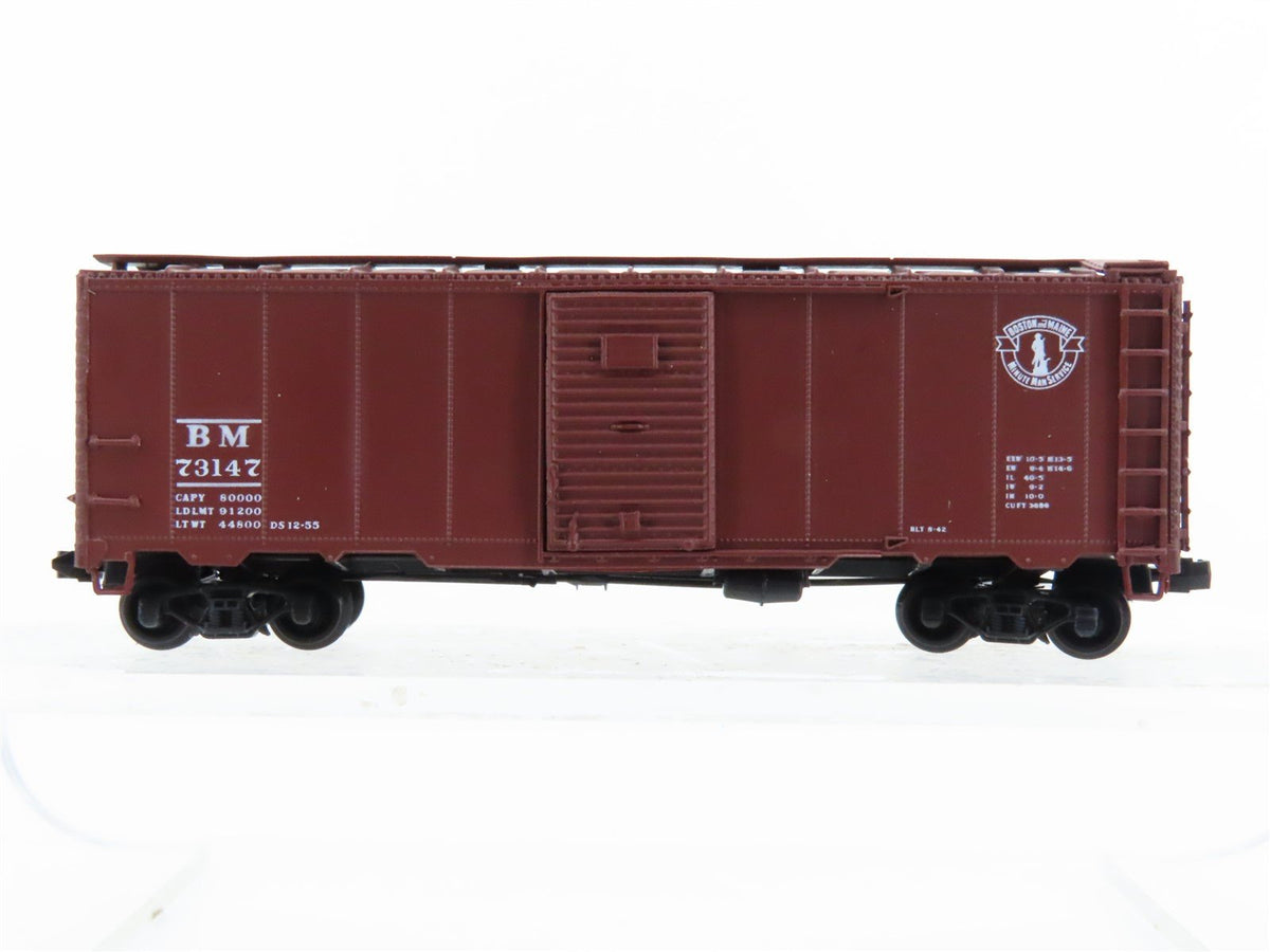 N Scale Neal&#39;s N-Gauging Trains IMSR-02 BM Boston &amp; Maine 40&#39; Box Car #73147