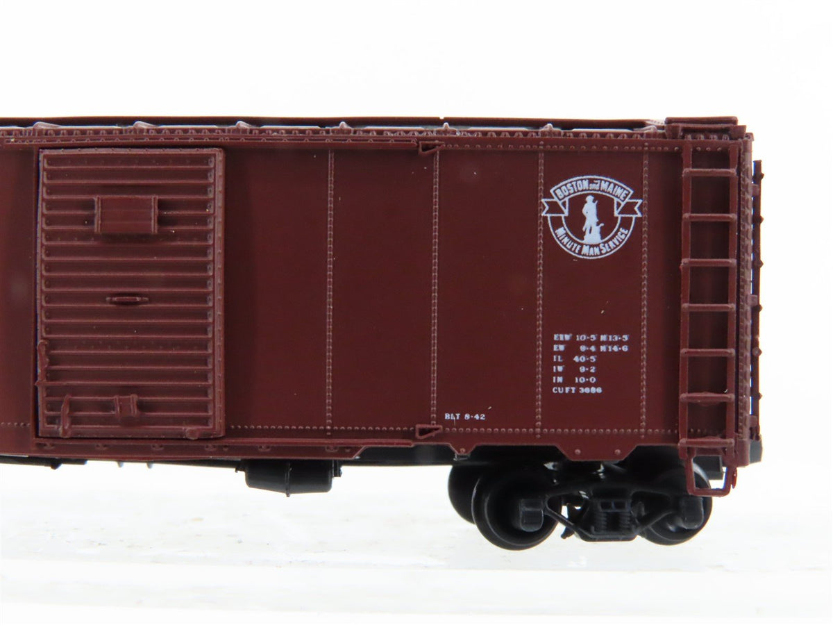 N Scale Neal&#39;s N-Gauging Trains IMSR-02 BM Boston &amp; Maine 40&#39; Box Car #73147