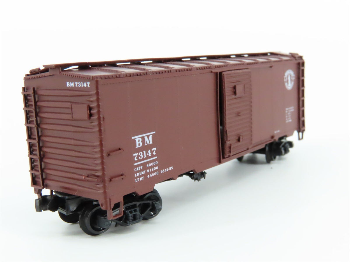 N Scale Neal&#39;s N-Gauging Trains IMSR-02 BM Boston &amp; Maine 40&#39; Box Car #73147