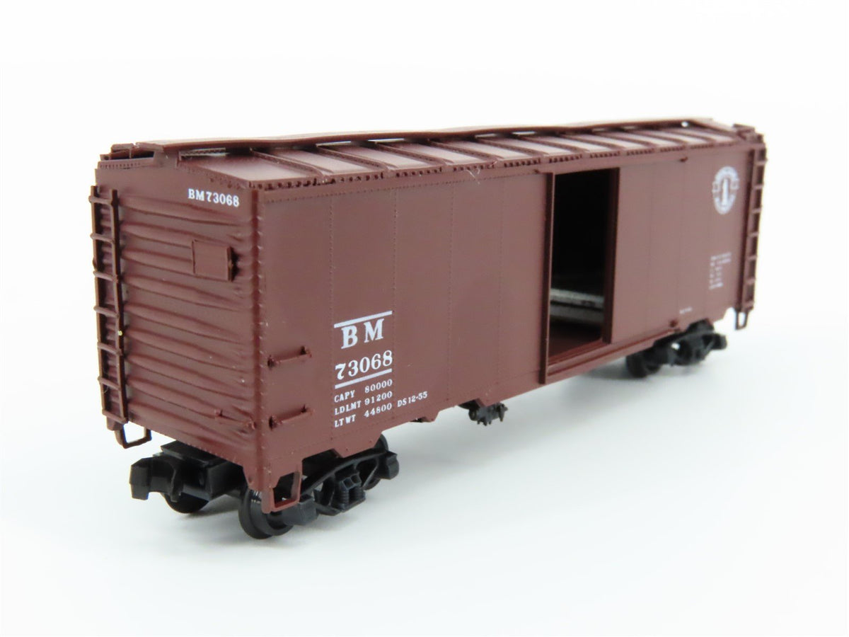 N Scale Neal&#39;s N-Gauging Trains IMSR-02 B&amp;M Boston &amp; Maine 40&#39; Box Car #73068