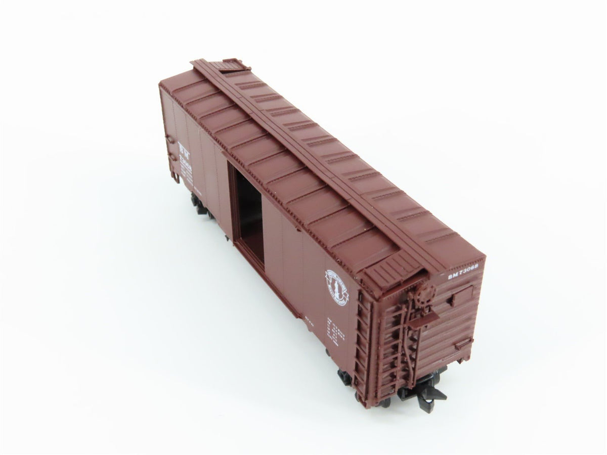 N Scale Neal&#39;s N-Gauging Trains IMSR-02 B&amp;M Boston &amp; Maine 40&#39; Box Car #73068