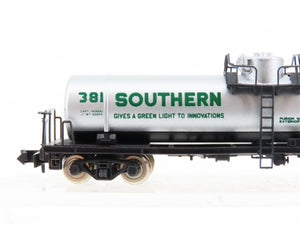 N Scale KATO Con-Cor 1601M SOU Southern Chemical Tank Car #381