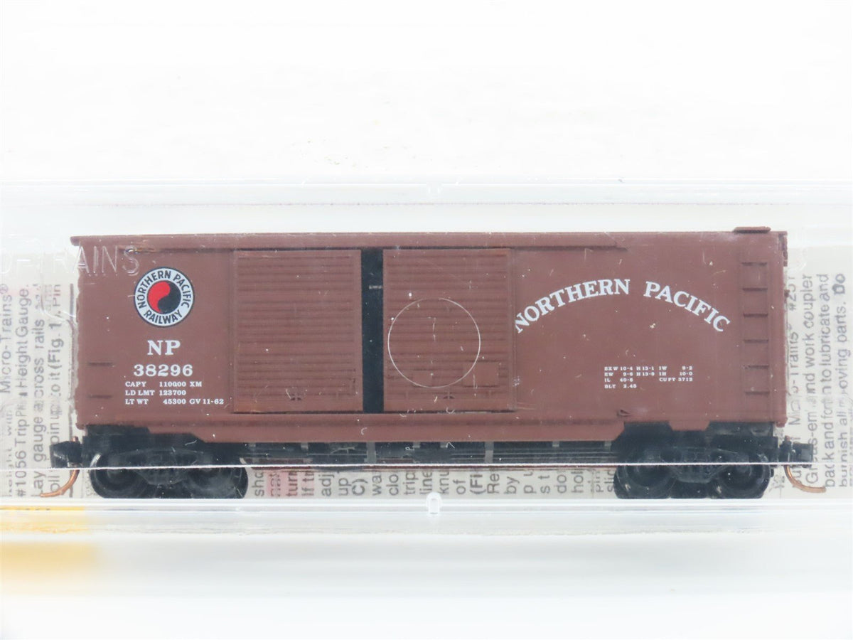 N Scale Micro-Trains MTL 23250 NP Northern Pacific 40&#39; Box Car #38296 -Sealed