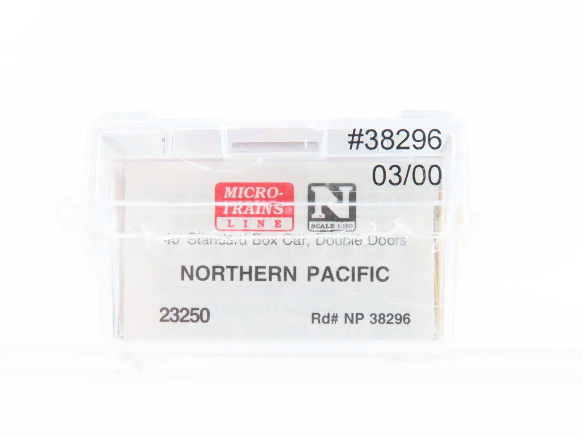 N Scale Micro-Trains MTL 23250 NP Northern Pacific 40&#39; Box Car #38296 -Sealed