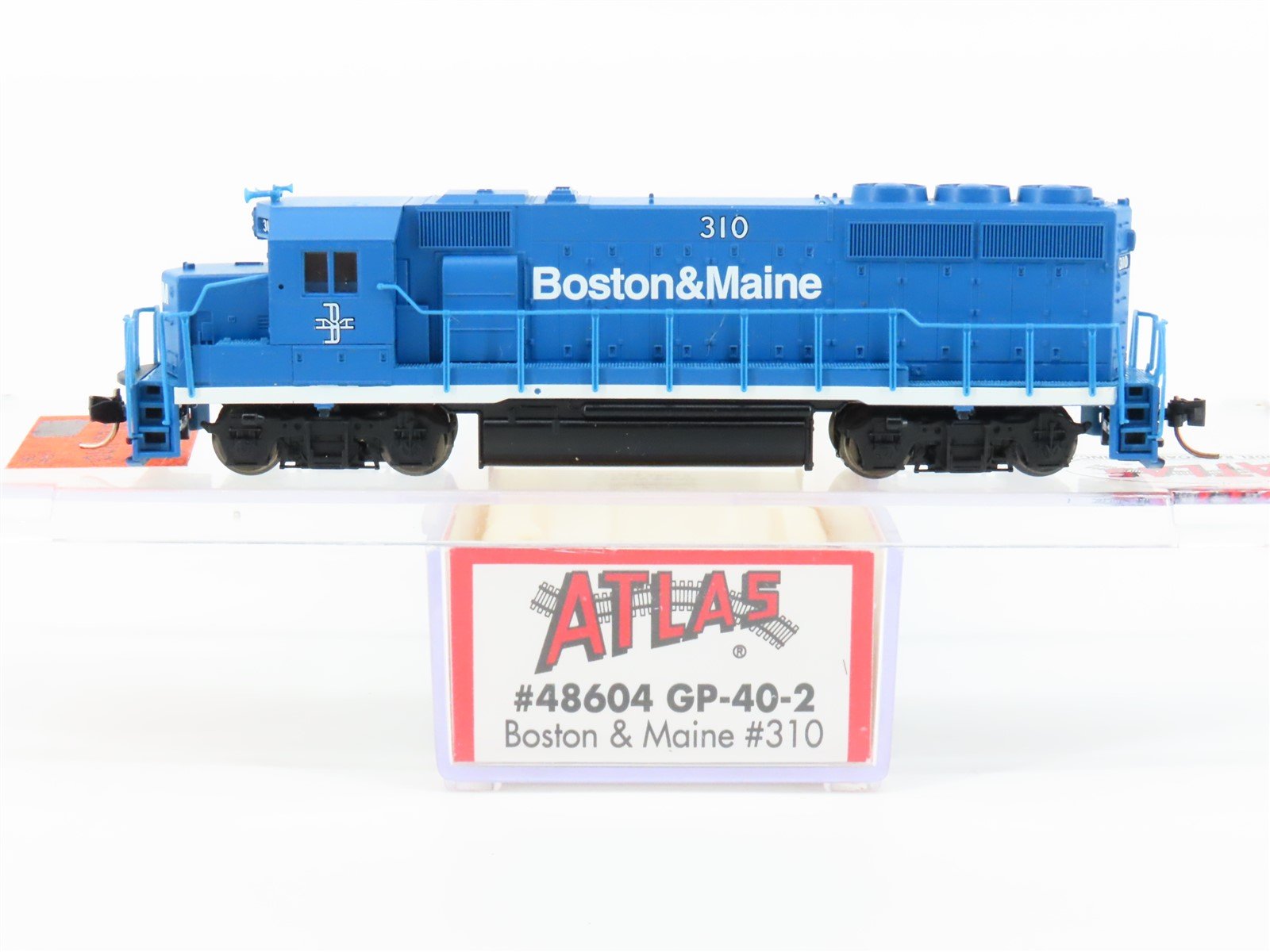 N Scale Atlas 48604 B&M Boston & Maine GP40-2 Diesel Locomotive #310