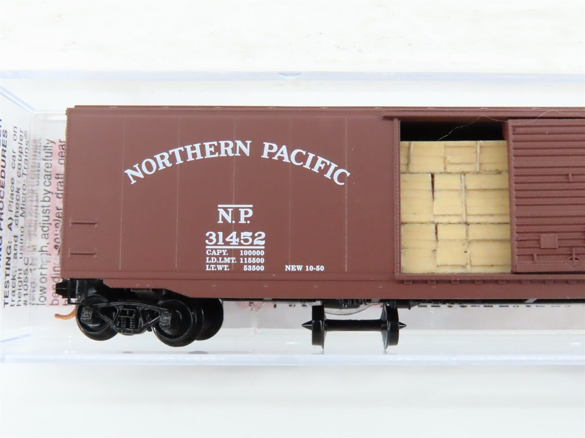 N Micro-Trains MTL 03100060 NP Northern Pacific 50&#39; Box Car w/ Interior Load