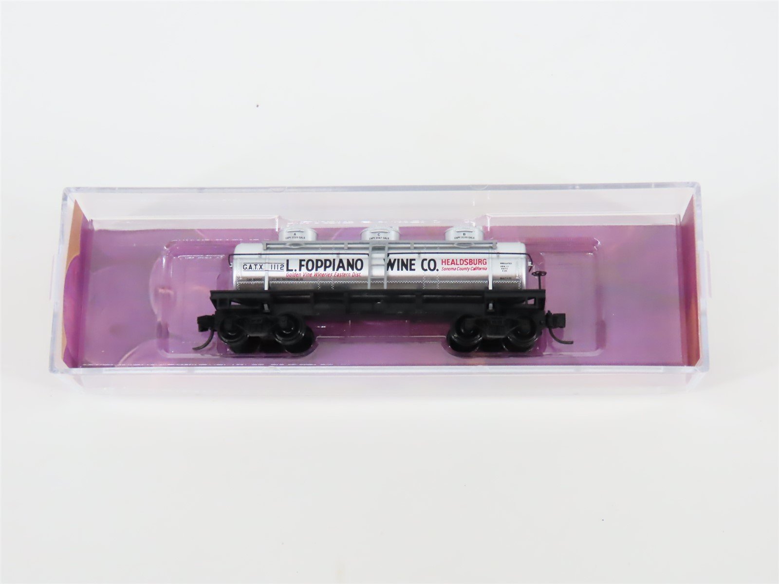 N Micro-Trains MTL #06600110 GATX L. Foppiano Wine Co. 3-Dome Tank Car #1112