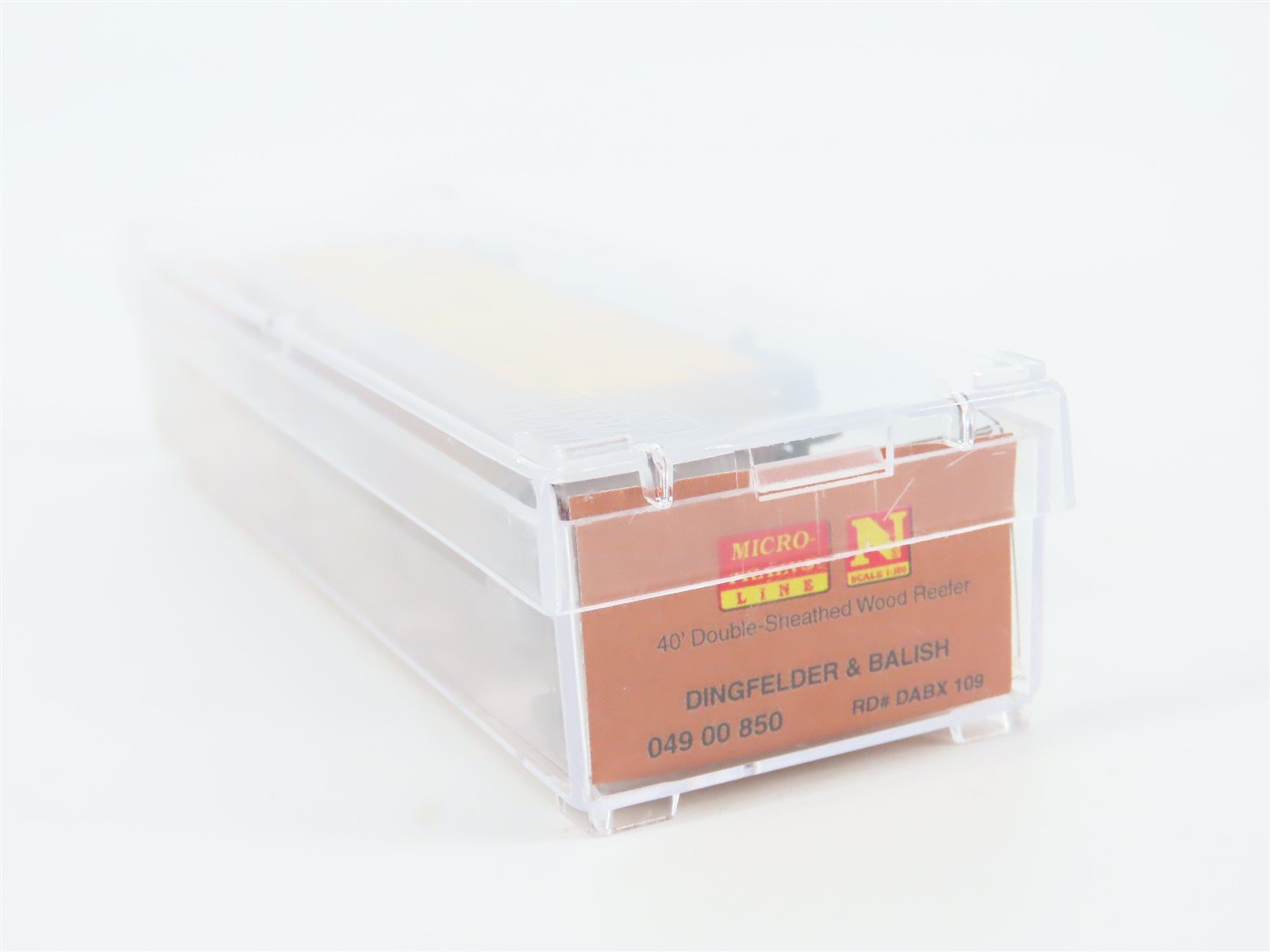 N Scale Micro-Trains MTL #04900850 DABX Dingfelder & Balish 40' Reefer #109