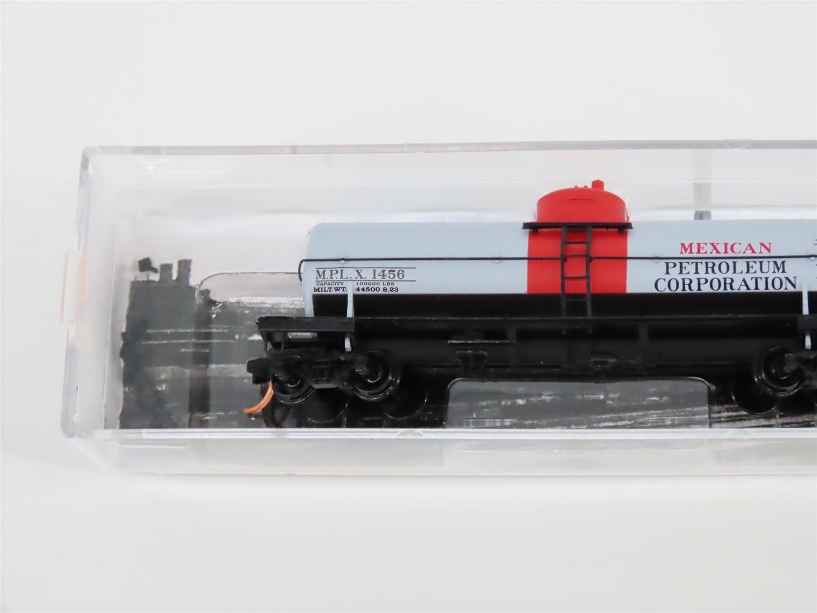 N Micro-Trains MTL #06500840 MPLX Mexican Petroleum Single Dome Tank Car #1456